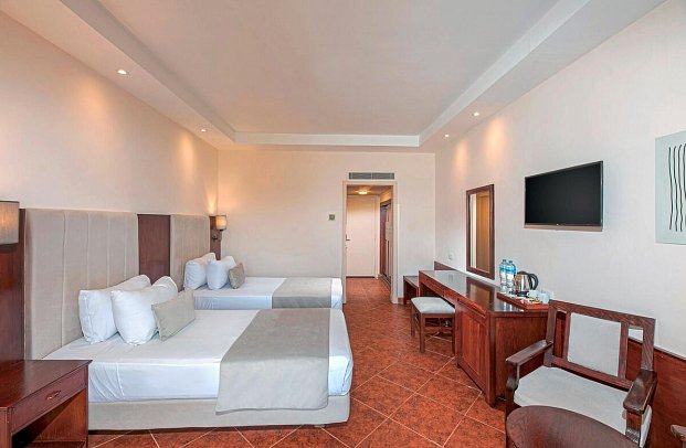 Royal Brayka Resort - Wohnbeispiel Doppelzimmer Deluxe Meeresfront (Zimmercodierungen DDO & DCO)