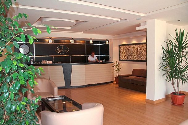 Royal Brayka Resort