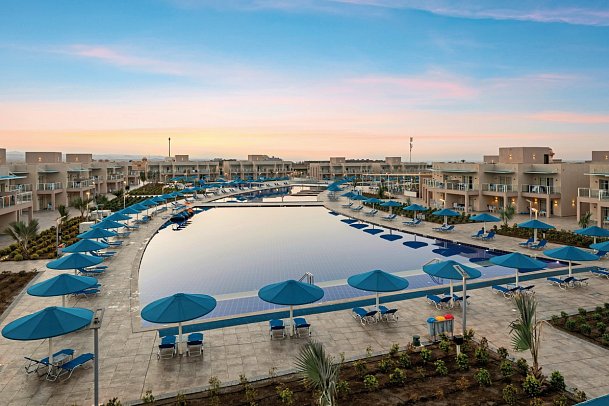 Pickalbatros Sea World Resort