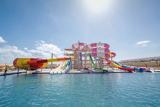 Pickalbatros Sea World Resort