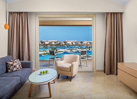 Pickalbatros Sea World Resort - Wohnbeispiel Juniorsuite Poolblick (Zimmercodierung JB1)