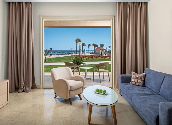 Pickalbatros Sea World Resort - Wohnbeispiel Juniorsuite Meerblick (Zimmercodierung J1M)