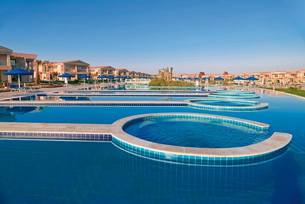 Pickalbatros Sea World Resort
