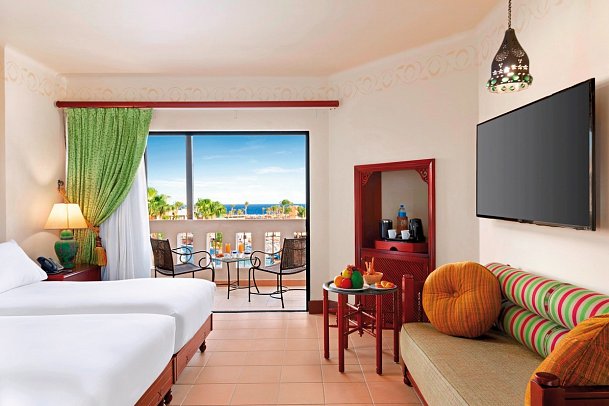 Pickalbatros Oasis Port Ghalib - Wohnbeispiel Doppelzimmer Standard Poolblick (Zimmercodierungen DGP & DCP)