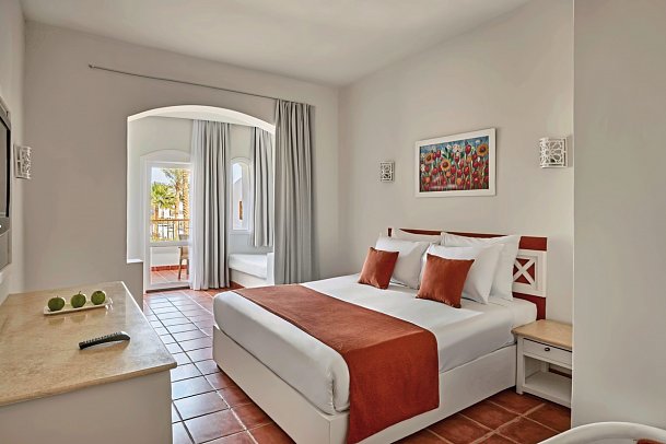 JAZ Neo Reef Marsa - Wohnbeispiel Familienzimmer Gartenblick (Zimmercodierung F1G)