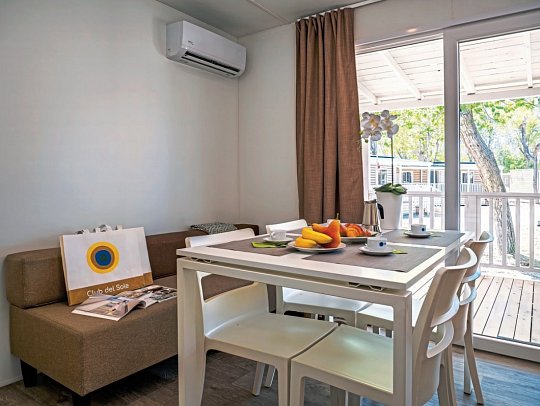 Rimini Family Resort - Wohnbeispiel MH Lodge Superior (Zimmercodierungen CS1 & CB5)