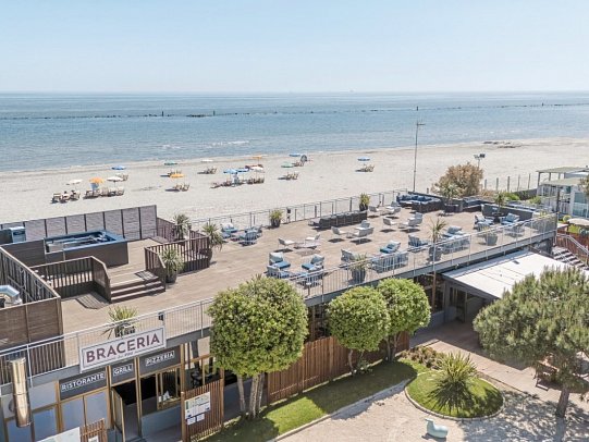 Sentido Punta Marina Premium Camp