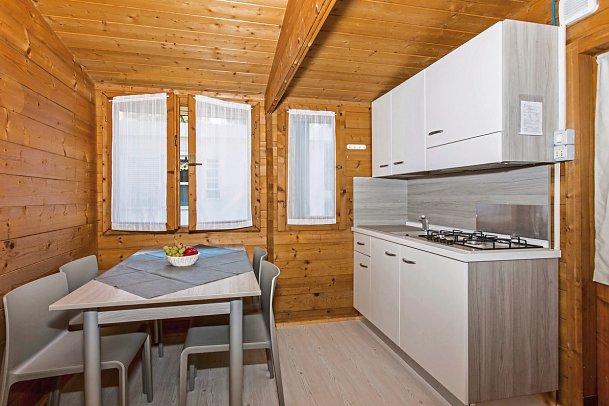 Marina Romea Easy Camping Village - Wohnbeispiel Chalet Comfort (Zimmercodierung CB4)