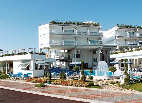 SeaPark Resort & Spa