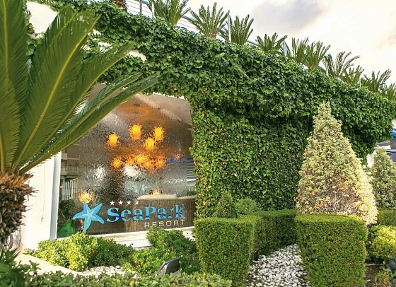 SeaPark Resort & Spa