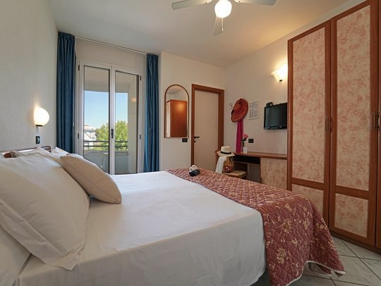 Hotel Dasamo - Wohnbeispiel Doppelzimmer (Zimmercodierung DB1)