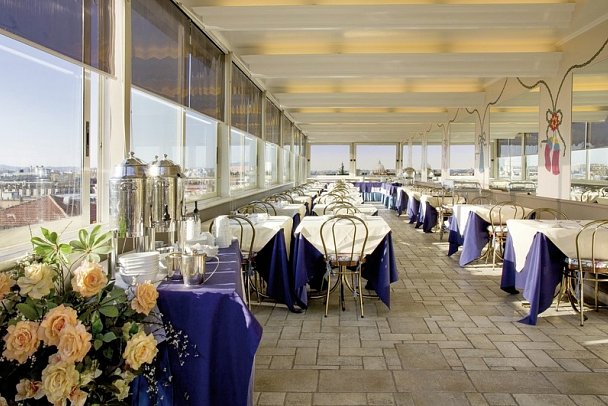 The Marcella Royal Hotel - Rooftop Garden