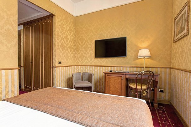 The Marcella Royal Hotel - Rooftop Garden - Wohnbeispiel Doppelzimmer Standard (Zimmercodierung DG1)