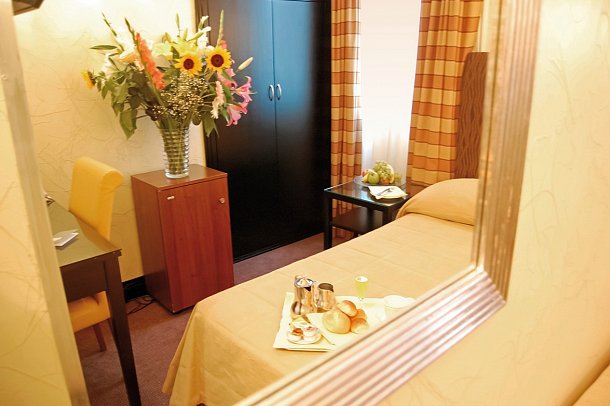 Morgana Hotel - Wohnbeispiel Einzelzimmer Deluxe (Zimmercodierung ED1)