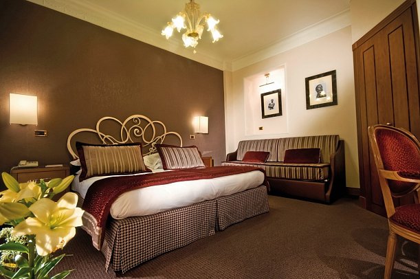 Hotel Ariston - Wohnbeispiel Dreibettzimmer Superior (Zimmercodierung TS1)