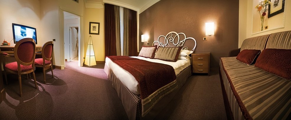 Hotel Ariston - Wohnbeispiel Vierbettzimmer Superior (Zimmercodierung RS1)