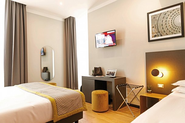 The Cross - Wohnbeispiel Dreibettzimmer Superior (Zimmercodierung TS1)