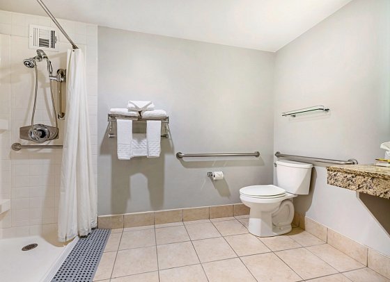 Best Western Plus Bayside Inn