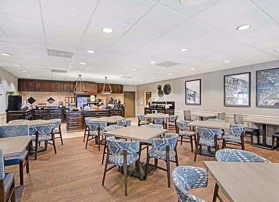 Best Western Plus Savannah Historic District