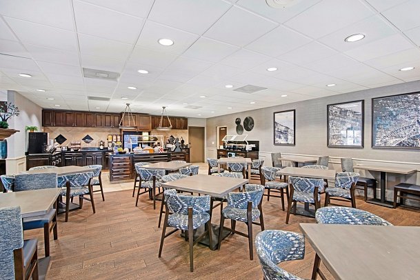 Best Western Plus Savanna Historic District