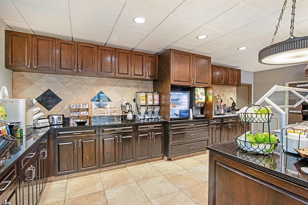 Best Western Plus Savanna Historic District
