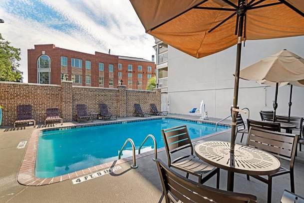 Best Western Plus Savanna Historic District