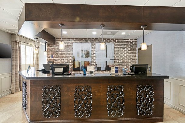 Best Western Plus Savanna Historic District
