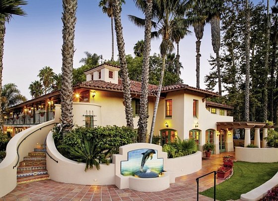 Inn by the Harbor