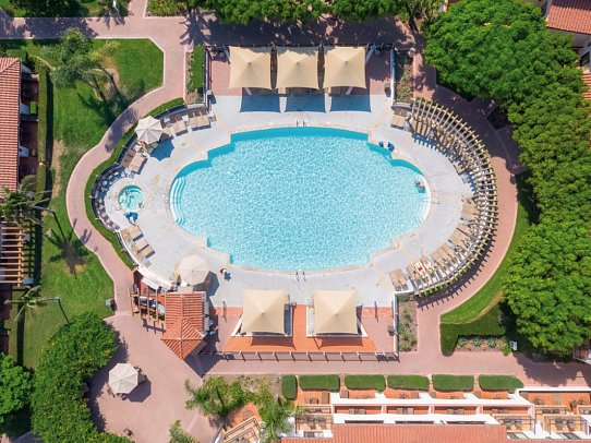 Hilton Santa Barbara Beachfront Resort