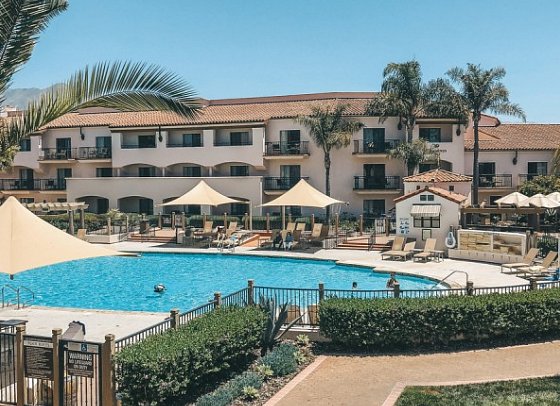 Hilton Santa Barbara Beachfront Resort