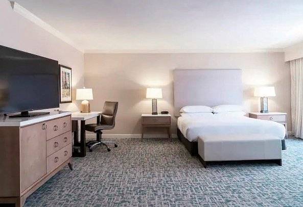 Hilton Santa Barbara Beachfront Resort - Wohnbeispiel Standard (Zimmercodierung UG1)