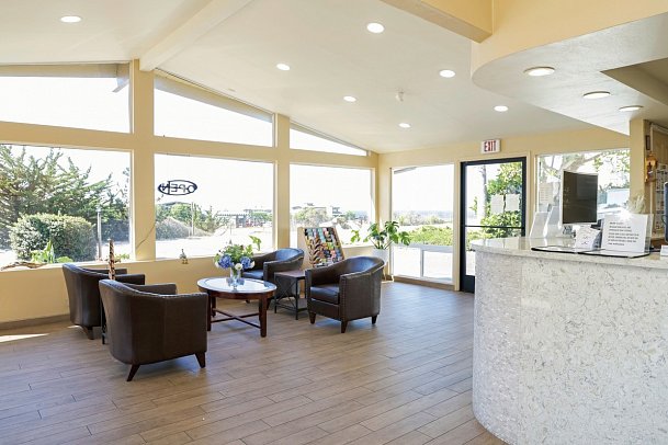 Silver Surf Motel