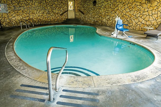 Silver Surf Motel