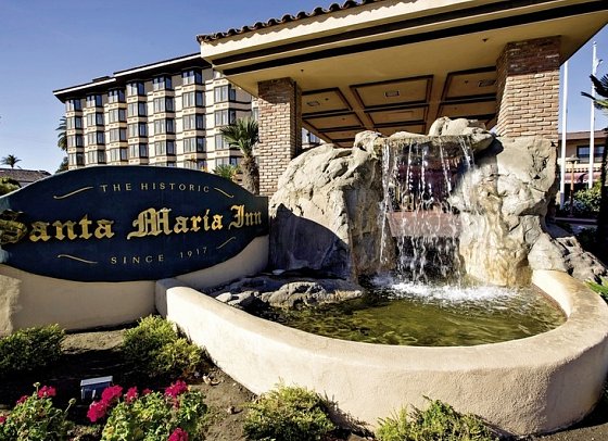 Historic Santa Maria Inn