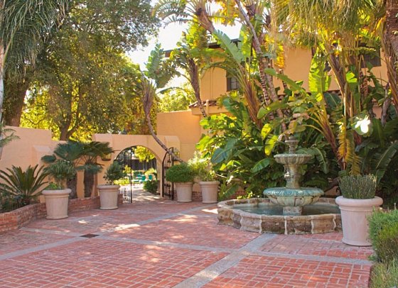 Historic Santa Maria Inn