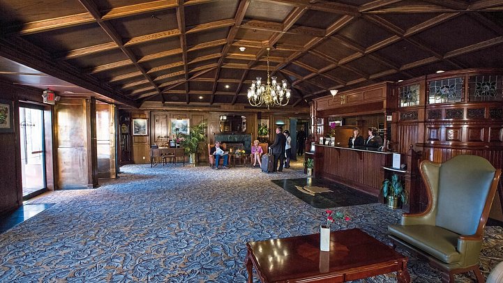 Historic Santa Maria Inn