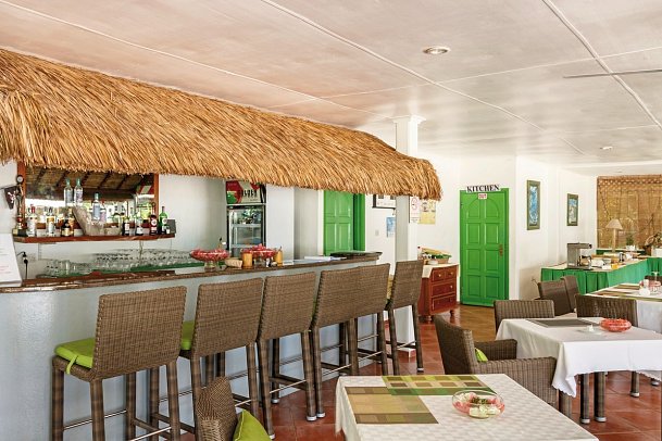 L'Habitation Cerf Island