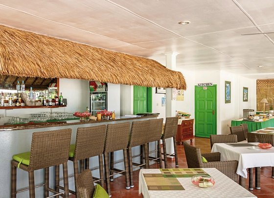 L'Habitation Cerf Island