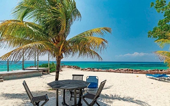 The Islander Hotel