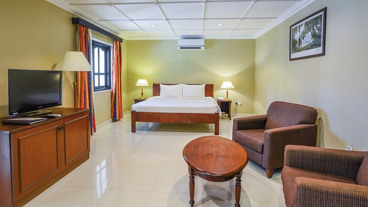Berjaya Praslin Resort - Wohnbeispiel Deluxe (Zimmercodierungen UD1 & UD8)