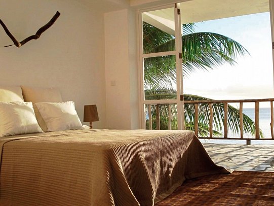 Bliss Hotel Seychelles - Wohnbeispiel Seaside Standard View Room (Zimmercodierung UGC)
