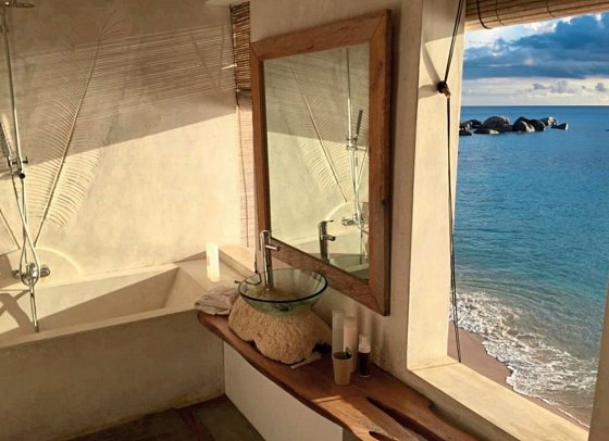Bliss Hotel Seychelles - Wohnbeispiel Seaside Sea View Junior Suite (Zimmercodierung JBC)