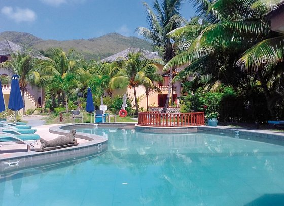 Castello Beach Hotel