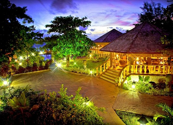 Castello Beach Hotel