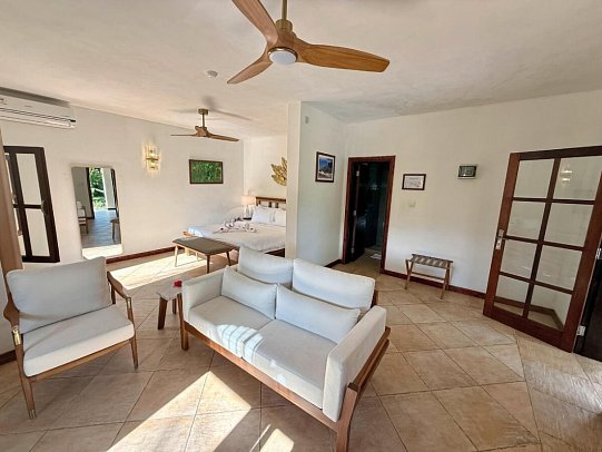 Castello Beach Hotel - Wohnbeispiel Junior Suite (Zimmercodierungen JB1 & JH1)