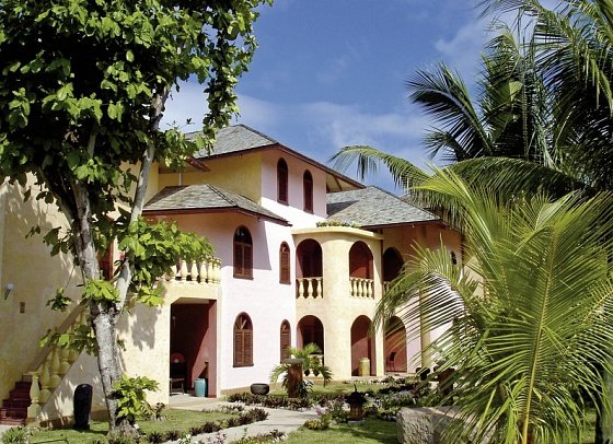 Castello Beach Hotel