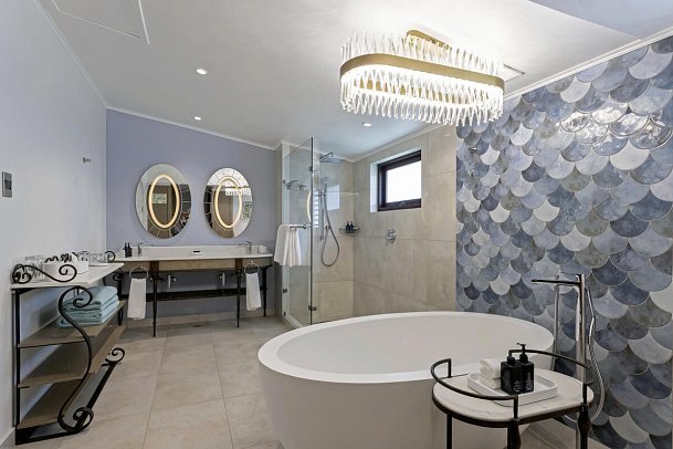 Paradise Sun Hotel - Beispiel Bad Deluxe Family (Zimmercodierungen FD1 & UH2)