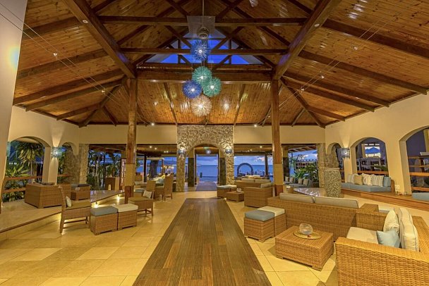 Coco de Mer & Black Parrot Suites