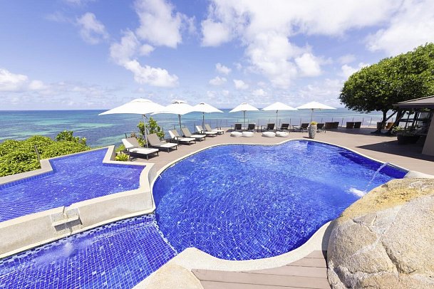 Coco de Mer & Black Parrot Suites