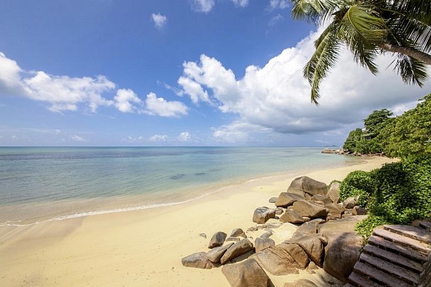 Coco de Mer & Black Parrot Suites